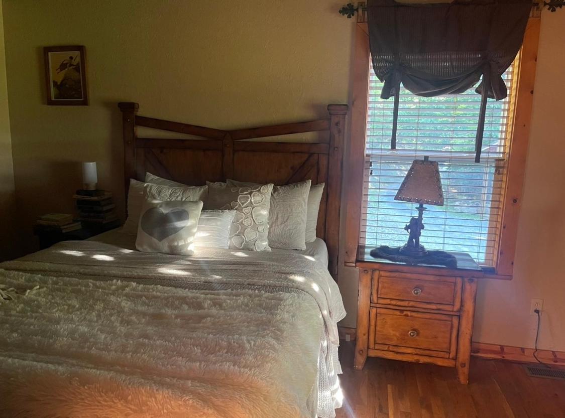 Homestead Retreat ニューポート エクステリア 写真